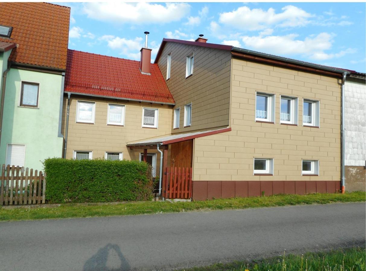 Ferienhaus Kaempf Kaltennordheim Екстериор снимка